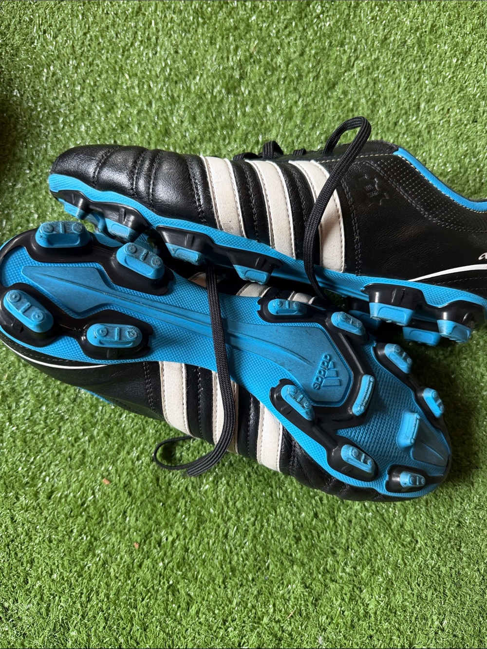 adidas Men’s Black, White & Blue Soccer Cleats - Picture 4 of 8